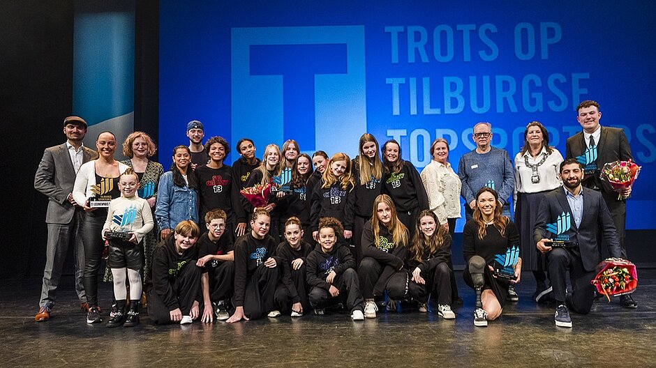 Burgemeester Fleur Gräper - van Koolwijk bij het Tilburgs Sportgala in de Schouwburg - Concertzaal Tilburg.
