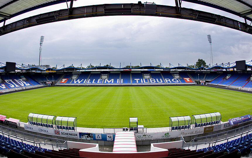Huwelijk in het voetbalstadion