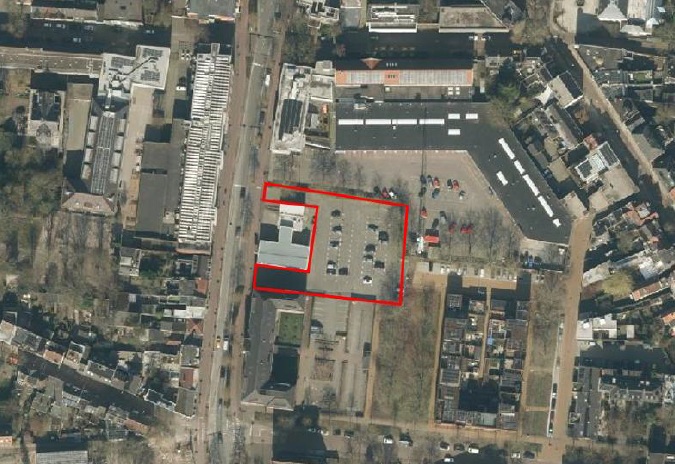 Kaart met bovenaangezicht waar de nieuwe parkeergarage komt