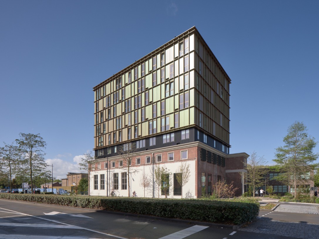 Het Ketelhuis in Tilburg in de zon