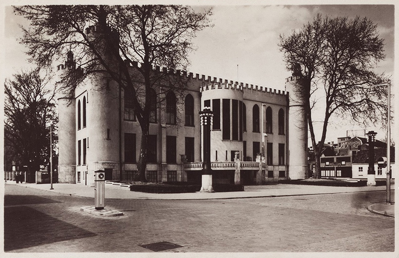 oude foto van het paleis 